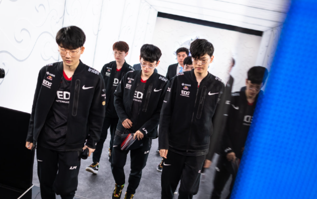 不局限于单 不局限于单