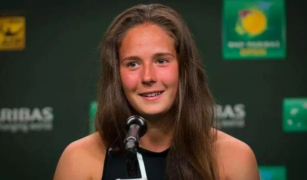 登贝莱连场 登贝莱连场